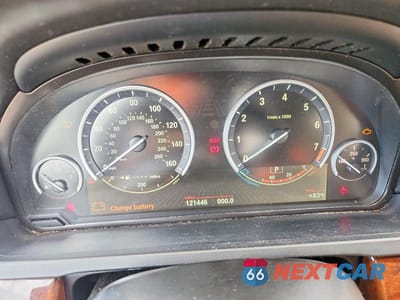 Zdjęcie 9 z 12 samochodu: 2013 BMW 750 LI VIN:WBAYE8C54DD133463 - miniatura