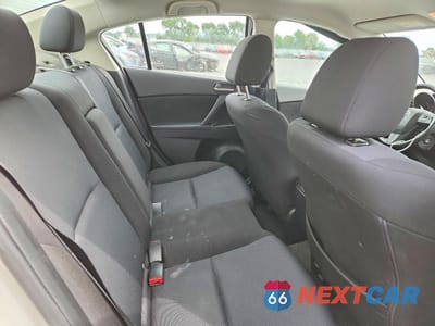 Zdjęcie 10 z 12 samochodu: 2010 MAZDA 3 I VIN:JM1BL1SF3A1323557 - miniatura