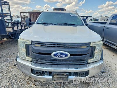 Piąte zdjęcie samochodu w środku: 2017 FORD F450 SUPER DUTY VIN:1FD0W4GT0HEB81360 - miniatura