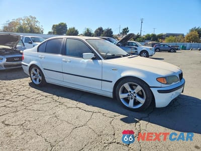 Czwarte zdjęcie samochodu z boku: 2005 BMW 325 I VIN:WBAET37425NJ91242 - miniatura