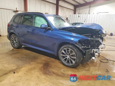 Czwarte zdjęcie samochodu z boku: 2022 BMW X5 XDRIVE40I VIN:5UXCR6C02N9K34675 - miniatura