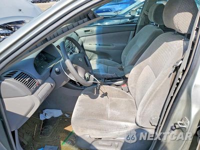 Zdjęcie 7 z 12 samochodu: 2002 TOYOTA CAMRY LE VIN:4T1BE32K92U602350 - miniatura