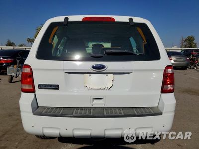 Zdjęcie 6 z 12 samochodu: 2011 FORD ESCAPE XLS VIN:1FMCU0C74BKA88113 - miniatura