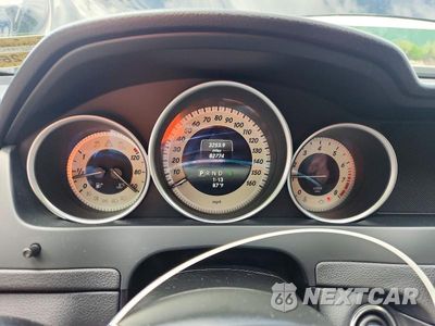 Zdjęcie 9 z 12 samochodu: 2014 MERCEDES-BENZ C 300 4MATIC VIN:WDDGF8AB7ER308299 - miniatura