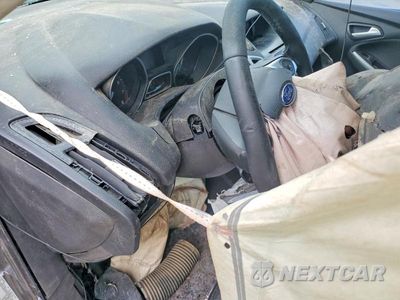 Zdjęcie 8 z 12 samochodu: 2013 FORD FOCUS SE VIN:1FADP3F27DL283532 - miniatura