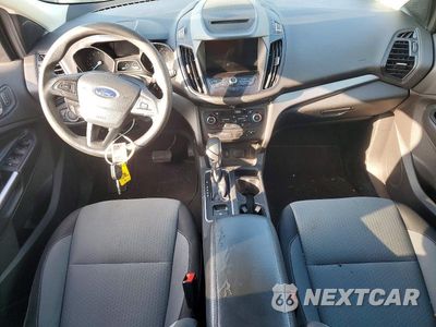 Zdjęcie 8 z 13 samochodu: 2018 FORD ESCAPE SE VIN:1FMCU9GD5JUD40233 - miniatura