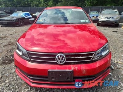 Piąte zdjęcie samochodu w środku: 2017 VOLKSWAGEN JETTA SPORT VIN:3VWD17AJXHM397446 - miniatura