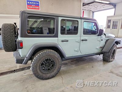 Trzecie zdjęcie samochodu z tyłu: 2023 JEEP WRANGLER RUBICON VIN:1C4JJXFM5PW583015 - miniatura