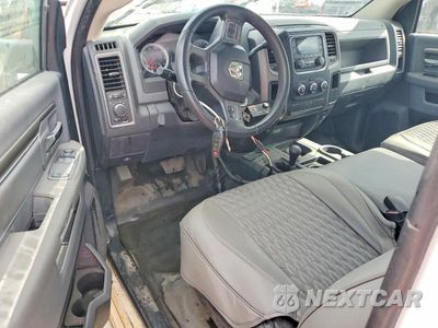 Zdjęcie 8 z 13 samochodu: 2014 RAM 2500 ST VIN:3C6LR5AT9EG172367 - miniatura