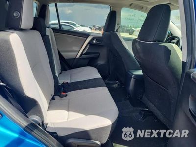 Zdjęcie 11 z 14 samochodu: 2017 TOYOTA RAV4 XLE VIN:JTMWFREV6HJ113457 - miniatura