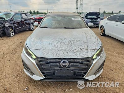 Piąte zdjęcie samochodu w środku: 2023 NISSAN ALTIMA SV VIN:1N4BL4DV2PN325345 - miniatura
