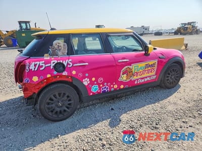Trzecie zdjęcie samochodu z tyłu: 2023 MINI COOPER VIN:WMW33DK04P2T77242 - miniatura