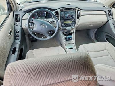 Zdjęcie 8 z 14 samochodu: 2003 TOYOTA HIGHLANDER BASE VIN:JTEGD21A130073027 - miniatura
