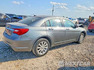 Trzecie zdjęcie samochodu z tyłu: 2013 CHRYSLER 200 TOURING VIN:1C3CCBBBXDN693980 - miniatura