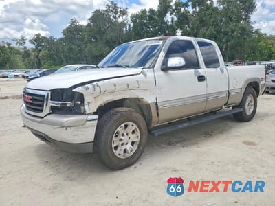 2002 GMC NEW SIERRA K1500 2GTEK19T821345108 - główne zdjęcie licytacji z USA - miniatura