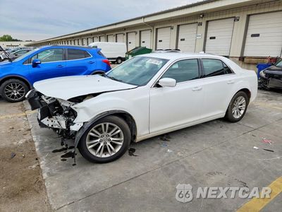 2019 CHRYSLER 300 TOURING 2C3CCAAG0KH727227 - główne zdjęcie licytacji z USA - miniatura