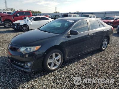 2014 TOYOTA CAMRY SE 4T1BF1FK7EU359671 - główne zdjęcie licytacji z USA - miniatura