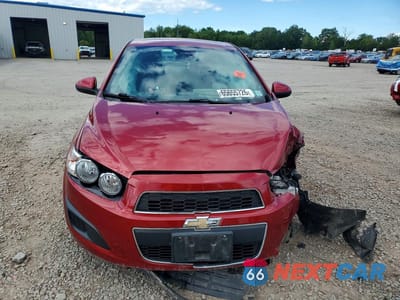 Piąte zdjęcie samochodu w środku: 2013 CHEVROLET SONIC LT VIN:1G1JC5SG1D4229314 - miniatura