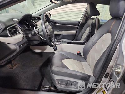 Zdjęcie 7 z 12 samochodu: 2019 TOYOTA CAMRY HYBRID XLE VIN:4T1B21HK8KU011088 - miniatura
