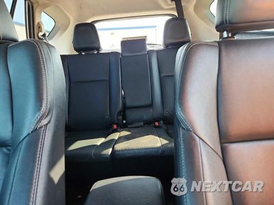 Zdjęcie 10 z 13 samochodu: 2017 TOYOTA RAV4 LIMITED VIN:JTMYFREV8HD099598 - miniatura