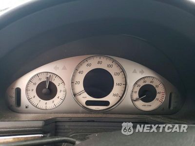 Zdjęcie 9 z 13 samochodu: 2004 MERCEDES-BENZ E 500 4MATIC VIN:WDBUF83J44X162938 - miniatura