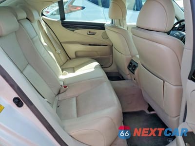 Zdjęcie 10 z 12 samochodu: 2008 LEXUS LS 460 VIN:JTHBL46FX85072467 - miniatura
