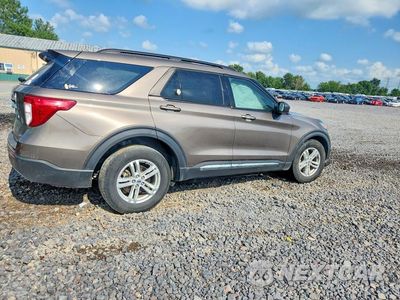 Trzecie zdjęcie samochodu z tyłu: 2021 FORD EXPLORER XLT VIN:1FMSK8DH4MGA39135 - miniatura