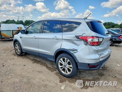 Drugie zdjęcie samochodu z przodu: 2017 FORD ESCAPE SE VIN:1FMCU0GD2HUE51277 - miniatura