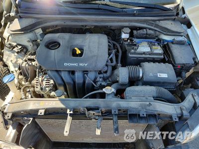 Zdjęcie 11 z 13 samochodu: 2017 HYUNDAI ELANTRA SE VIN:KMHD74LFXHU364771 - miniatura