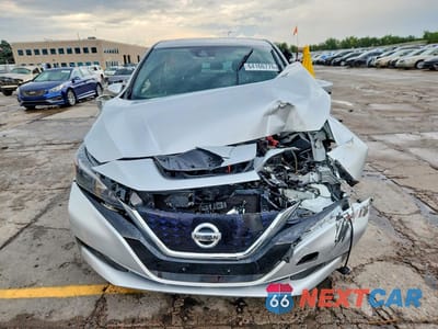 Piąte zdjęcie samochodu w środku: 2022 NISSAN LEAF S VIN:1N4AZ1BV0NC559603 - miniatura