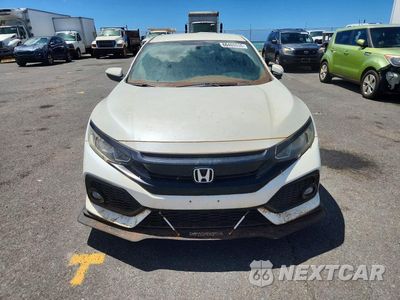 Piąte zdjęcie samochodu w środku: 2018 HONDA CIVIC SPORT VIN:SHHFK7G45JU224520 - miniatura