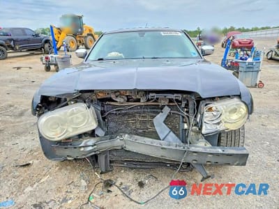 Piąte zdjęcie samochodu w środku: 2008 CHRYSLER 300C VIN:2C3LA63H08H217218 - miniatura
