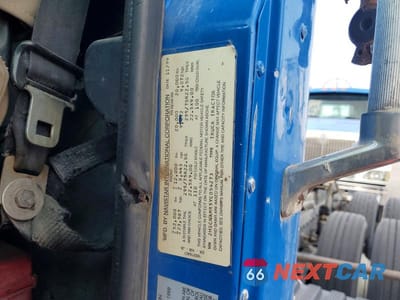 Zdjęcie 12 z 13 samochodu: 2000 INTERNATIONAL 9400I SEMI TRUCK VIN:2HSCNAMR5YC054273 - miniatura