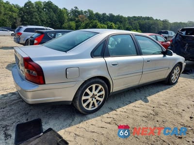 Trzecie zdjęcie samochodu z tyłu: 2002 VOLVO S80 T6 TURBO VIN:YV1TS91D021279650 - miniatura
