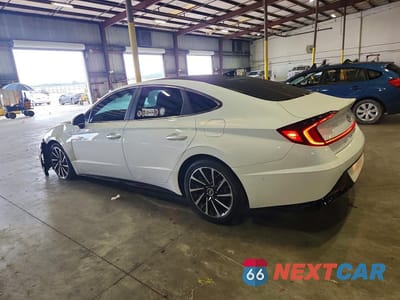 Drugie zdjęcie samochodu z przodu: 2021 HYUNDAI SONATA LIMITED VIN:5NPEH4J2XMH075948 - miniatura