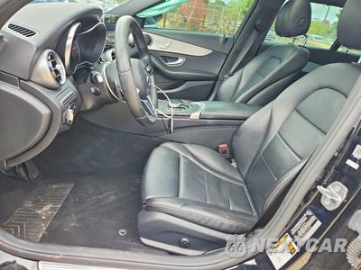 Zdjęcie 7 z 13 samochodu: 2019 MERCEDES-BENZ C 300 VIN:55SWF8DB4KU319293 - miniatura