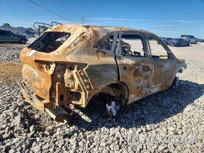 Trzecie zdjęcie samochodu z tyłu: 2020 FORD ESCAPE SE VIN:1FMCU0G69LUC35078 - miniatura