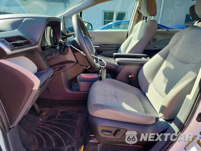 Zdjęcie 7 z 13 samochodu: 2022 TOYOTA SIENNA LE VIN:5TDBSKFC4NS044376 - miniatura