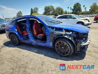 Czwarte zdjęcie samochodu z boku: 2022 BMW X4 M VIN:5YM23EC04N9L47401 - miniatura