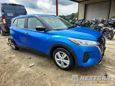 Czwarte zdjęcie samochodu z boku: 2021 NISSAN KICKS S VIN:3N1CP5BV3ML533616 - miniatura