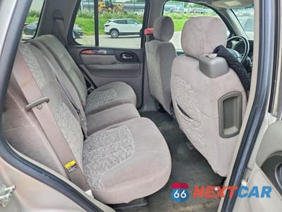 Zdjęcie 11 z 13 samochodu: 2004 GMC ENVOY VIN:1GKDS13SX42280734 - miniatura