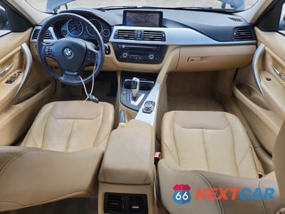 Zdjęcie 8 z 12 samochodu: 2012 BMW 328 I SULEV VIN:WBA3C1C59CF433090 - miniatura