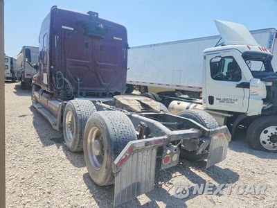 Drugie zdjęcie samochodu z przodu: 2014 FREIGHTLINER CASCADIA 1 - SEMI TRUCK VIN:3AKJGLDV1ESFP0411 - miniatura