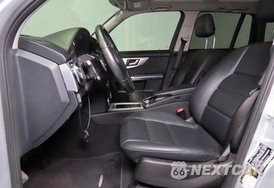 Zdjęcie 9 z 10 samochodu: 2014 MERCEDES-BENZ GLK 350 VIN:WDCGG5HB0EG329870 - miniatura