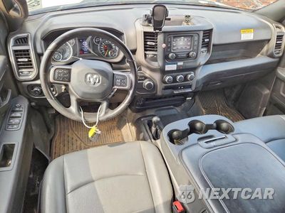 Zdjęcie 8 z 12 samochodu: 2022 RAM 3500 TRADE - UTILITY / SERVICE TRUCK VIN:3C63RRGJ1NG206928 - miniatura
