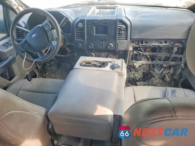 Zdjęcie 8 z 12 samochodu: 2019 FORD F150 SUPER CAB VIN:1FTFX1E55KKF07483 - miniatura