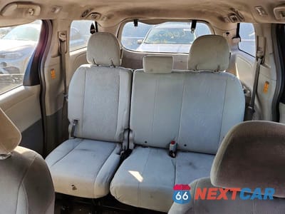 Zdjęcie 10 z 13 samochodu: 2014 TOYOTA SIENNA L 7-PASSENGER VIN:5TDZK3DC9ES457319 - miniatura