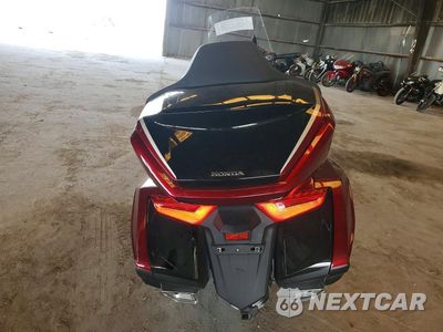 Czwarte zdjęcie samochodu z boku: 2021 HONDA GL1800 D VIN:JH2SC7951MK300994 - miniatura