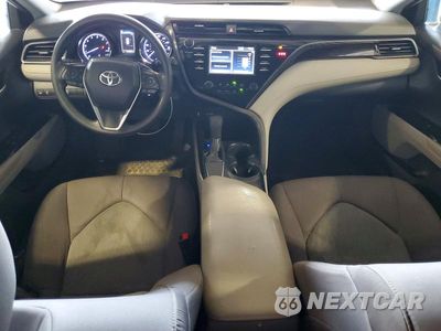 Zdjęcie 8 z 12 samochodu: 2019 TOYOTA CAMRY LE VIN:4T1B11HK0KU790862 - miniatura
