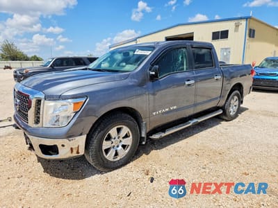 2018 NISSAN TITAN 4WD V8 CREW CAB 5.6L SV 1N6AA1E56JN508003 - główne zdjęcie licytacji z USA - miniatura